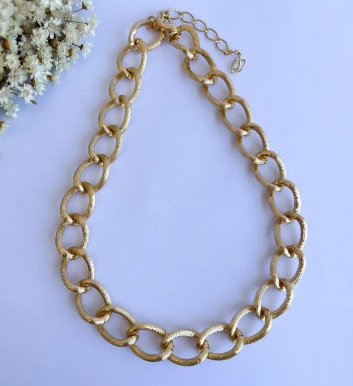 Colar Chocker Elos Grossos Listrado