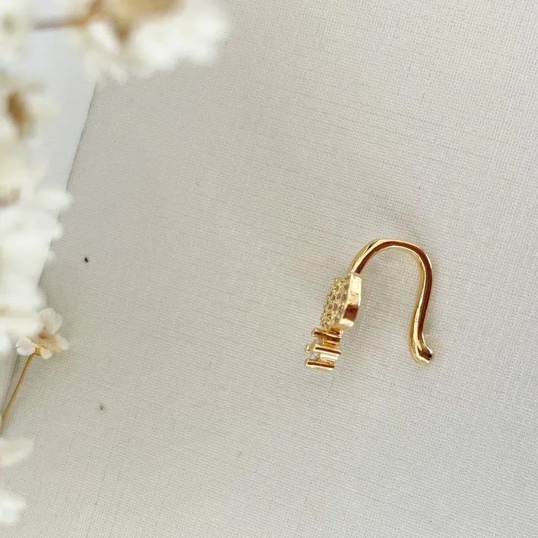 Brinco Piercing Coroa Cravejada