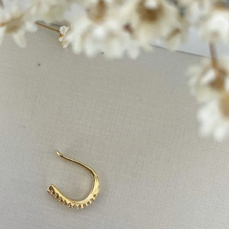 Brinco Piercing Duas Tiras Cravejadas