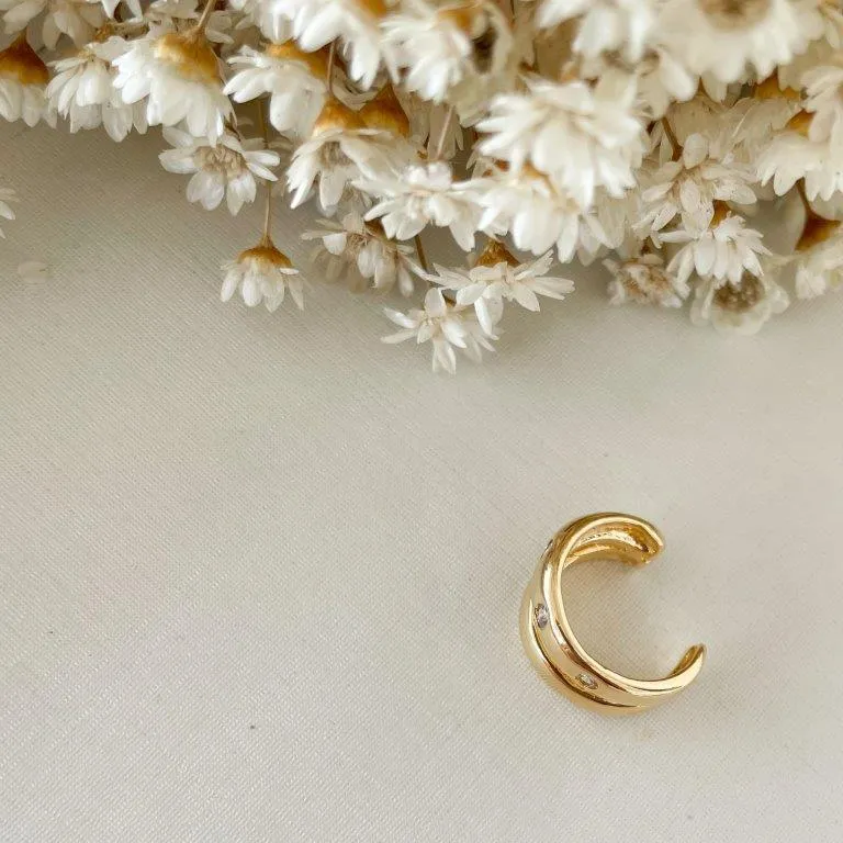 Brinco Piercing Fio e Ponto de Luz