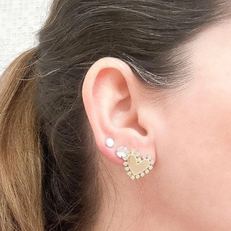 Brinco Coração com Pontos de Zirconias