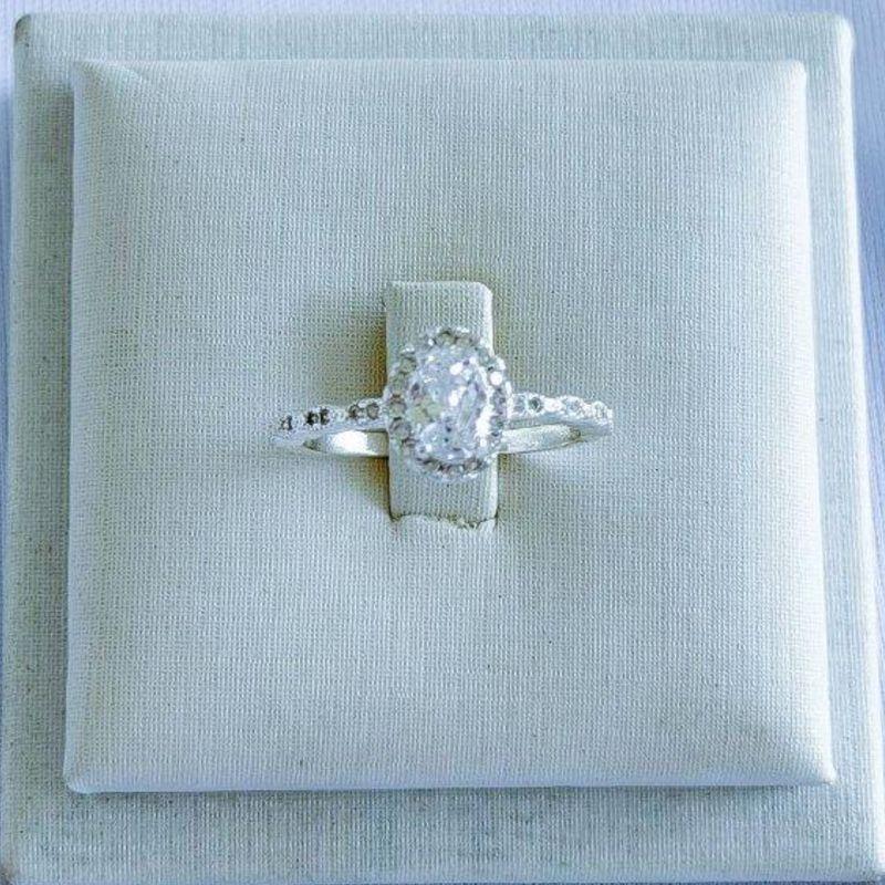 Anel Solitario Luxo Desing Princesa Prata
