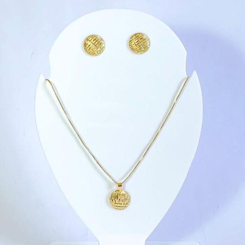 Conjunto Redondo Trabalhado Ouro