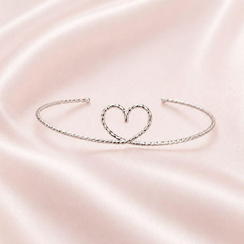 Pulseira Bracelete Fio Torcido Coração
