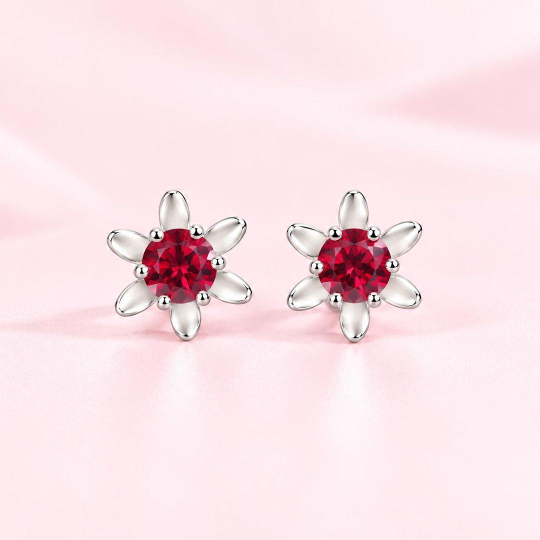 Brinco Flor com Zirconia ao Centro Prata